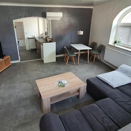 Ferienwohnung Zur Linde Dettelbach Exterior foto